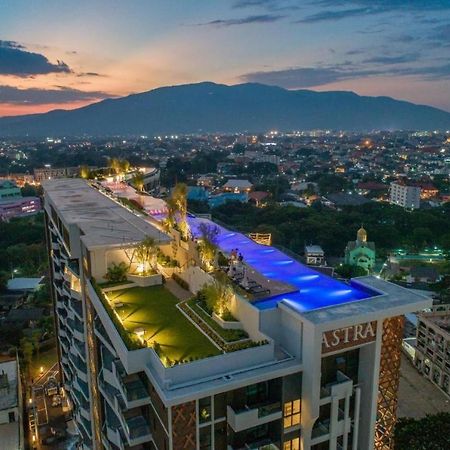 The Astra Sky River Condo Чиангмай Екстериор снимка